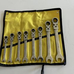 8 Piece Ratchet Combination Flex Head Wrench Set