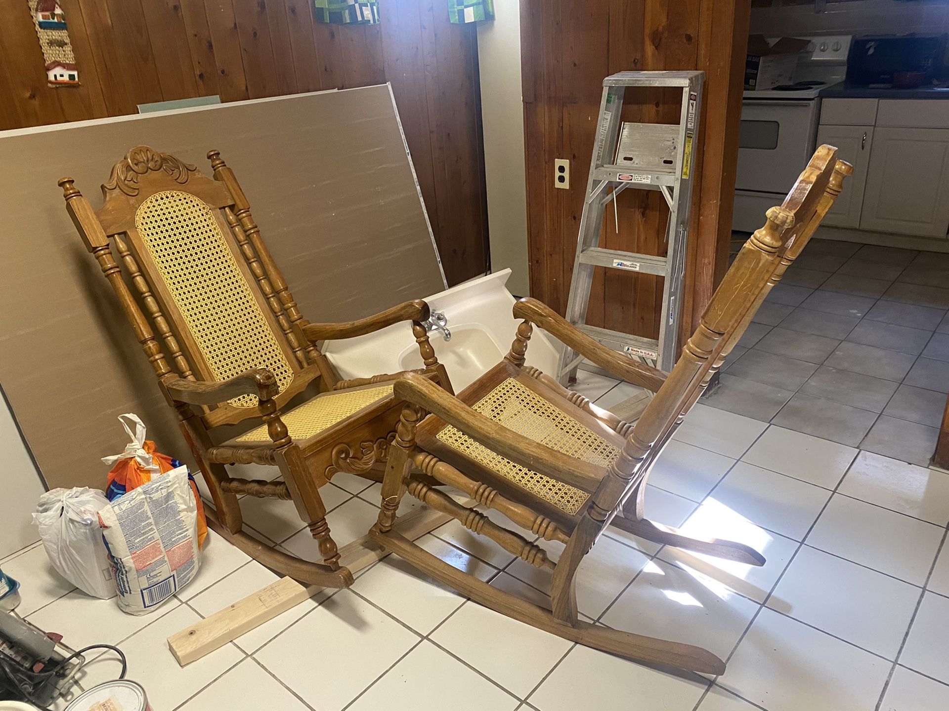 2 rocking chairs pure wood