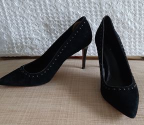 WOMEN SHOES Black suede 3 1/2" heel. size 9 1/2. Like new, worn once