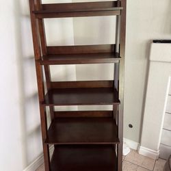 Bookshelf. 40 Dollars 