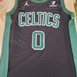 Bape Jersey Boston Celtics for Sale in Mission Viejo, CA - OfferUp