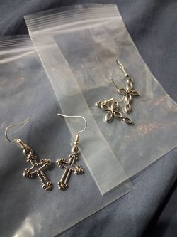 Earings