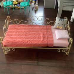 18” Doll Bed