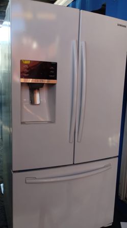 Fridge Samsung White 💲 399