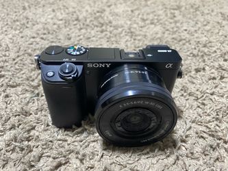 Sony Alpha a6000  for parts Mirrorless Camera with 16-50mm