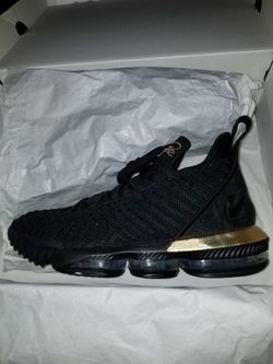 Lebron 16  ( I'M KING )