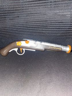 2003 Disney Store Pirates of the Caribbean Electronic Pistol **WORKS**