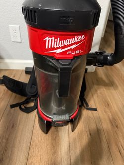 Milwaukee backpack vacuum
