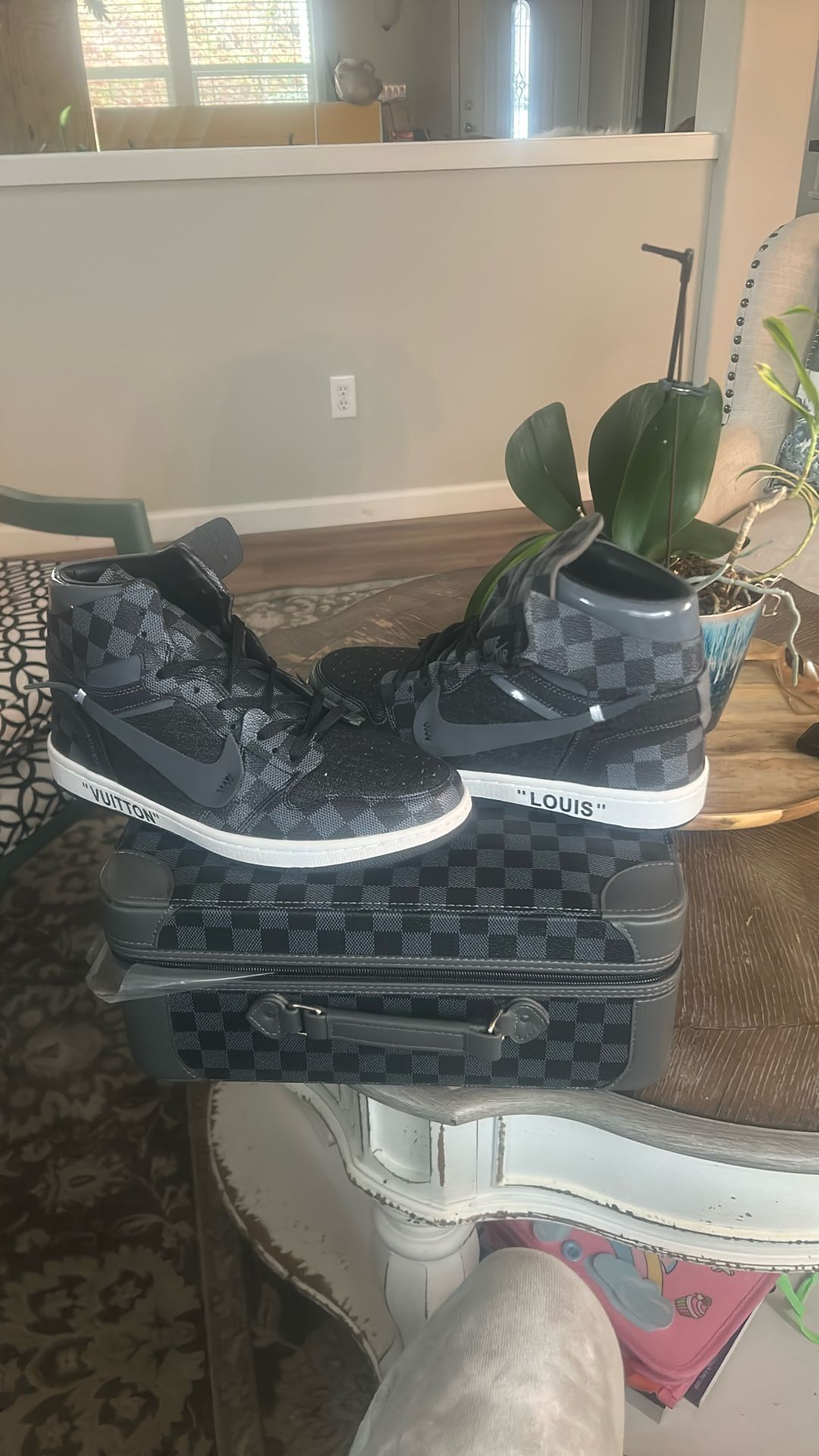 Nike Louis Vuitton High Tops 