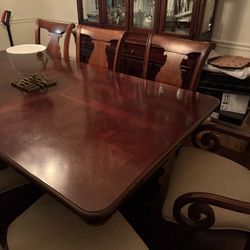 Dining Table With 8 Chairs 