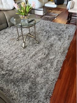 Fluffy rug