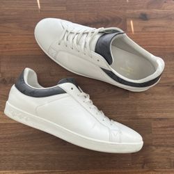 louis vuitton luxembourg LV Monogram sneakers Size 10 Men’s (LV 8.5)