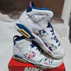 Jordan 6 Retro. White Laser Fuchsia Green Abyss ..size 6.5M
