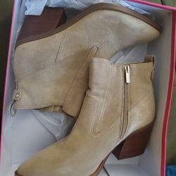 Cute Ankle Boots 👢 
