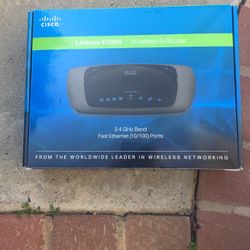 Linksys E1000 Wireless -N Router