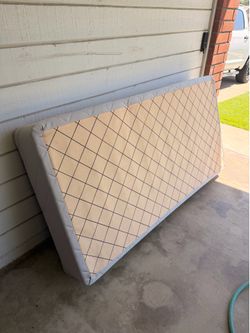 Free Clean Box Spring