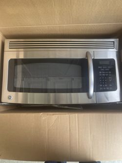 Stainless steel GE Profile 4 Piece kitchen Appliance Set