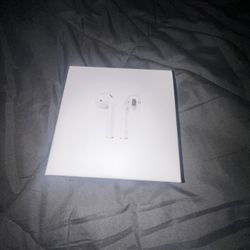 Apple AirPods (2nd Generation) with Wireless Charging Case - Brand New Sealed