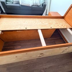 Old school bed with mattress. Twin size. Make me an offer. Very negotiable