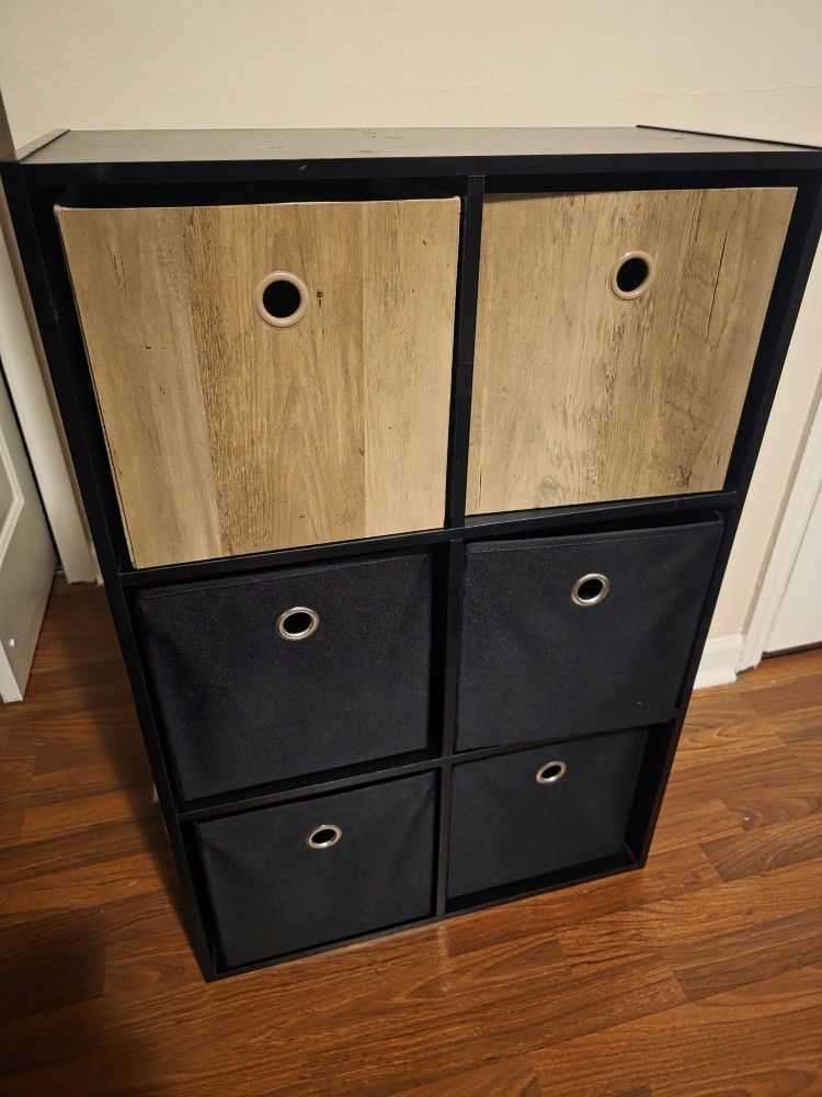 Dresser/Shelf