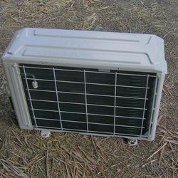 ac condenser  unit 18,000btu 220V Ductless minisplit air conditioner NEW