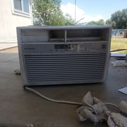 Ac Unit Works Good 