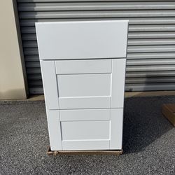 Hampton Bay 18in Shaker White Drawer Base Bathroom Cabinet