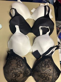 Black & white bra bundle size 40D