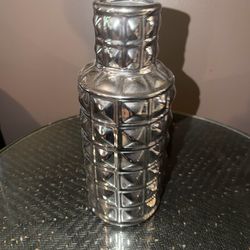 11.75” SILVER ELEGANT THERMOS VIBE VASE