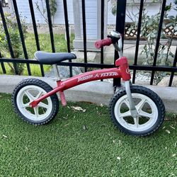 RADIO FLYER KIDS BALANCE BIKE 12” Wheels 