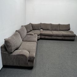 3 pc Sectional sofa Charcoal Gray very comfy. We deliver & setup.