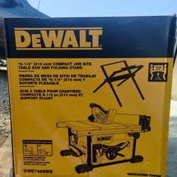 DeWalt Table Saw With Stand Kit 