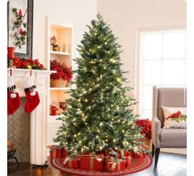 LuxenHome 6-ft Pre-lit Full Rightside-up Green Artificial Christmas Tree with White LED Lights WHAP2105