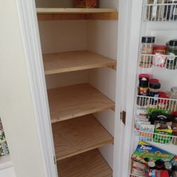 Custom Closet  And Shelves 