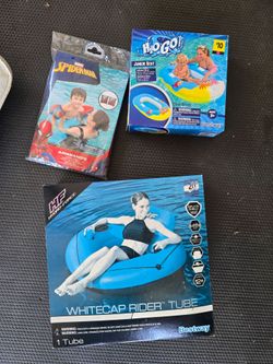 Pool floats not opened