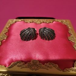 Sterling Silver 925 Marcasite Gemstone Shell Style Pierced Earrings f9