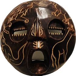 Antique Round Hand Carved Wood Mask Depicting Multiple Species Of African Animal Kingdom Rare 