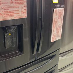 SAMSUNG RF28RSG 27.8 cu. ft. Food Showcase 4-Door French Door Refrigerator QMT8