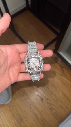 Iced out Moissanite Carti with box