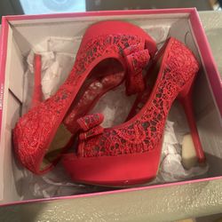 Women’s Heels Size 9
