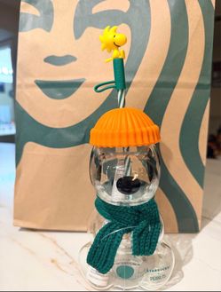 Starbucks, Snoopy cup peanut