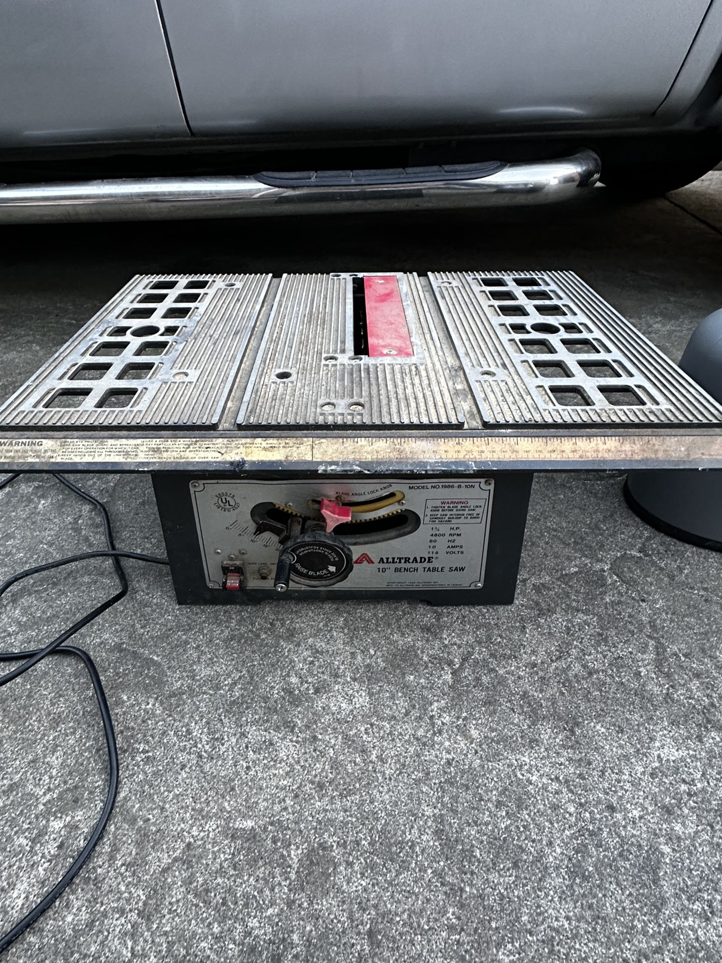 All trade 10" bench table saw