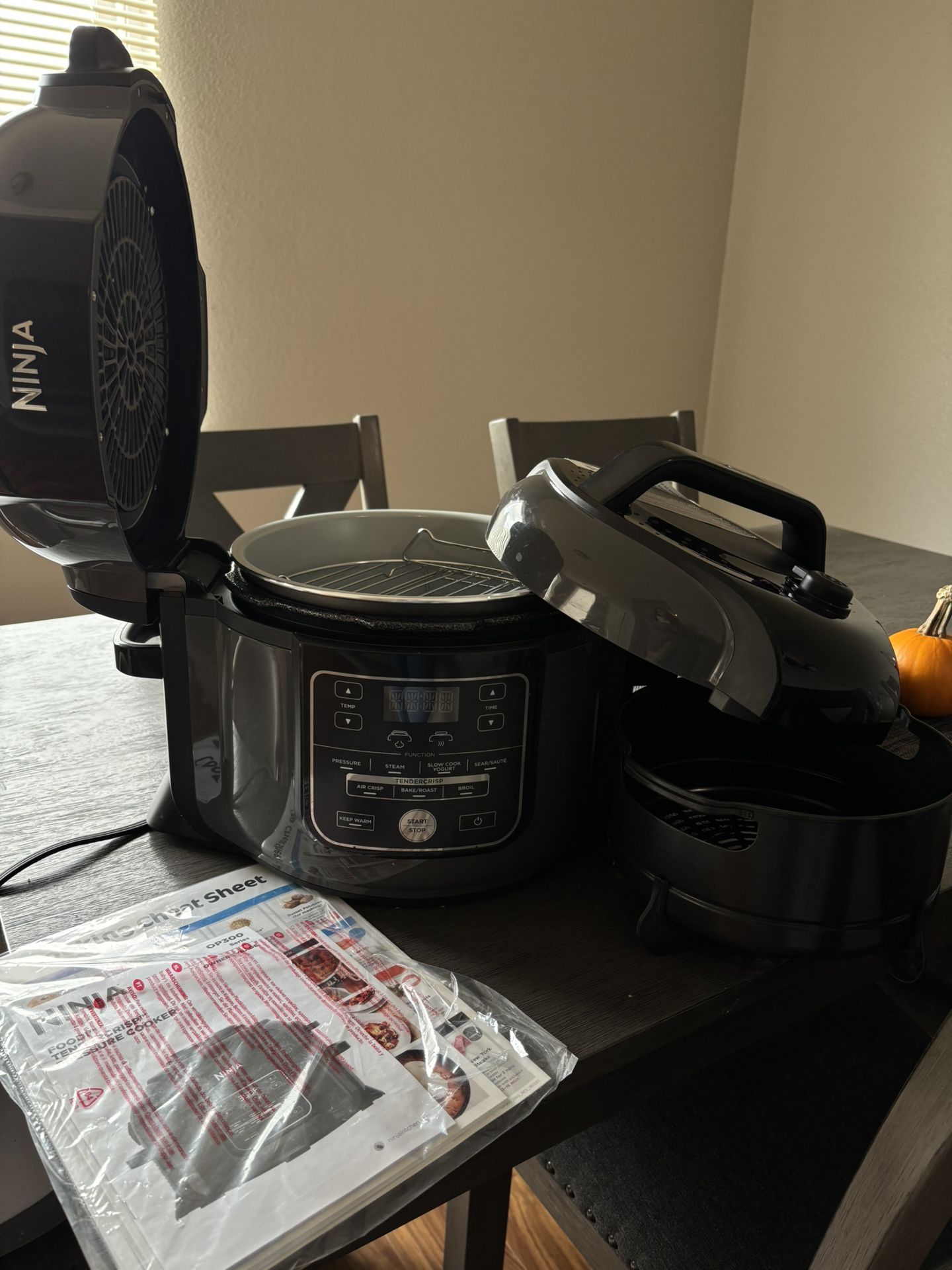 Ninja Foodi TenderCrisp 6.5-Quart Pressure Cooker OP300