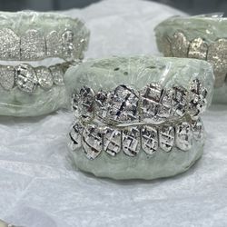 Silver GRILLZ Design Cuts 