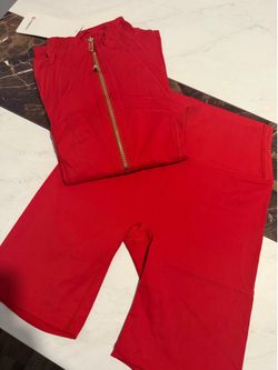 Lululemon $100