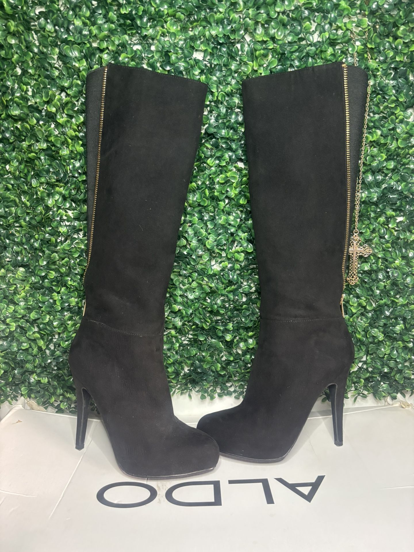 Women’s Size 6 Aldo Palevene Heeled Boots 