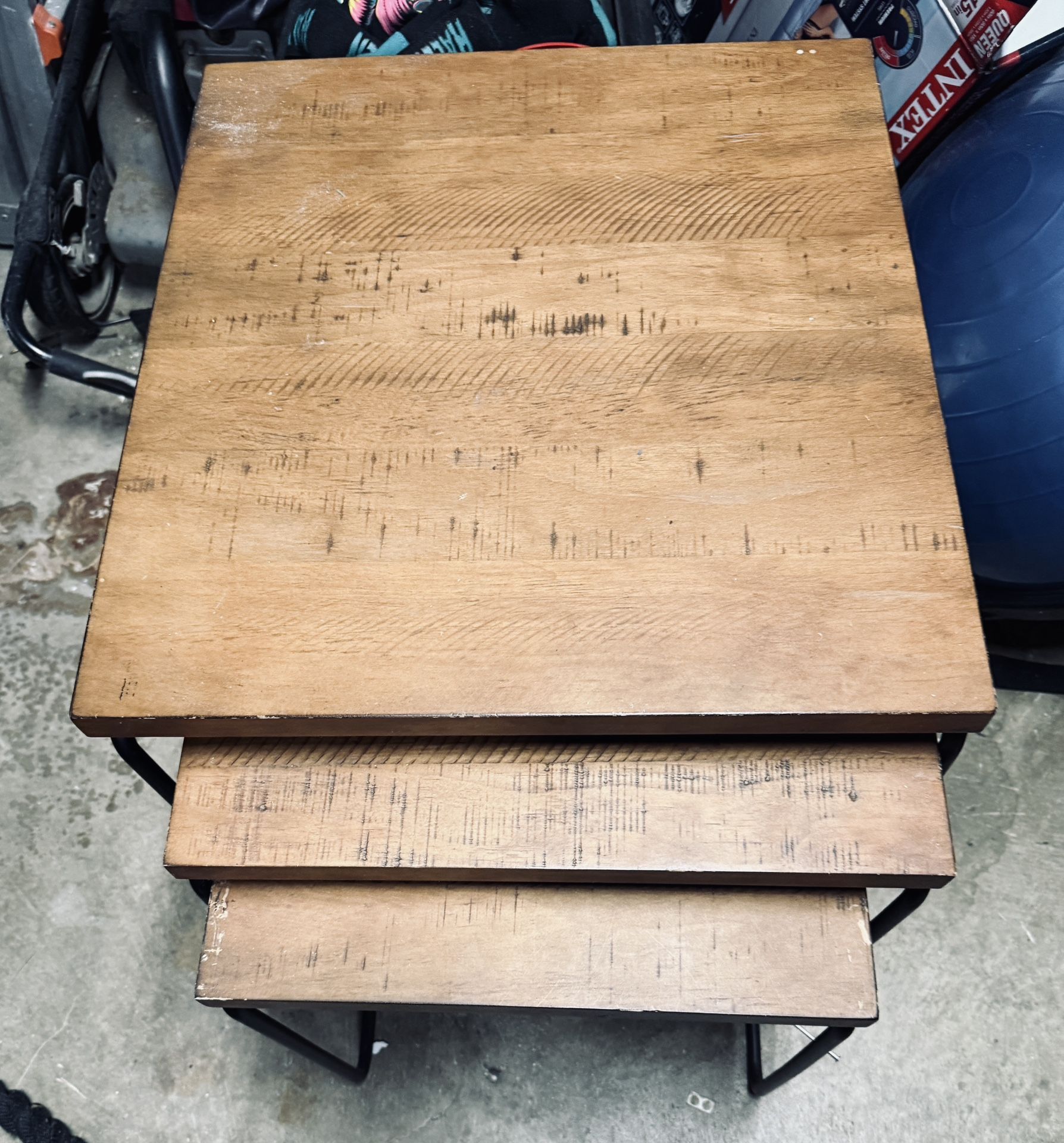 Nesting tables - End Table