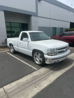 2002 CHEVROLET 1500 SILVERADO 2WD V8