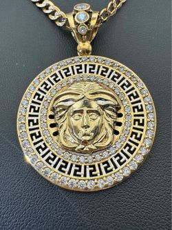 10k solid yellow gold CZ Stone Medusa Head Greek design Circular Round Medallion Pendant Charm