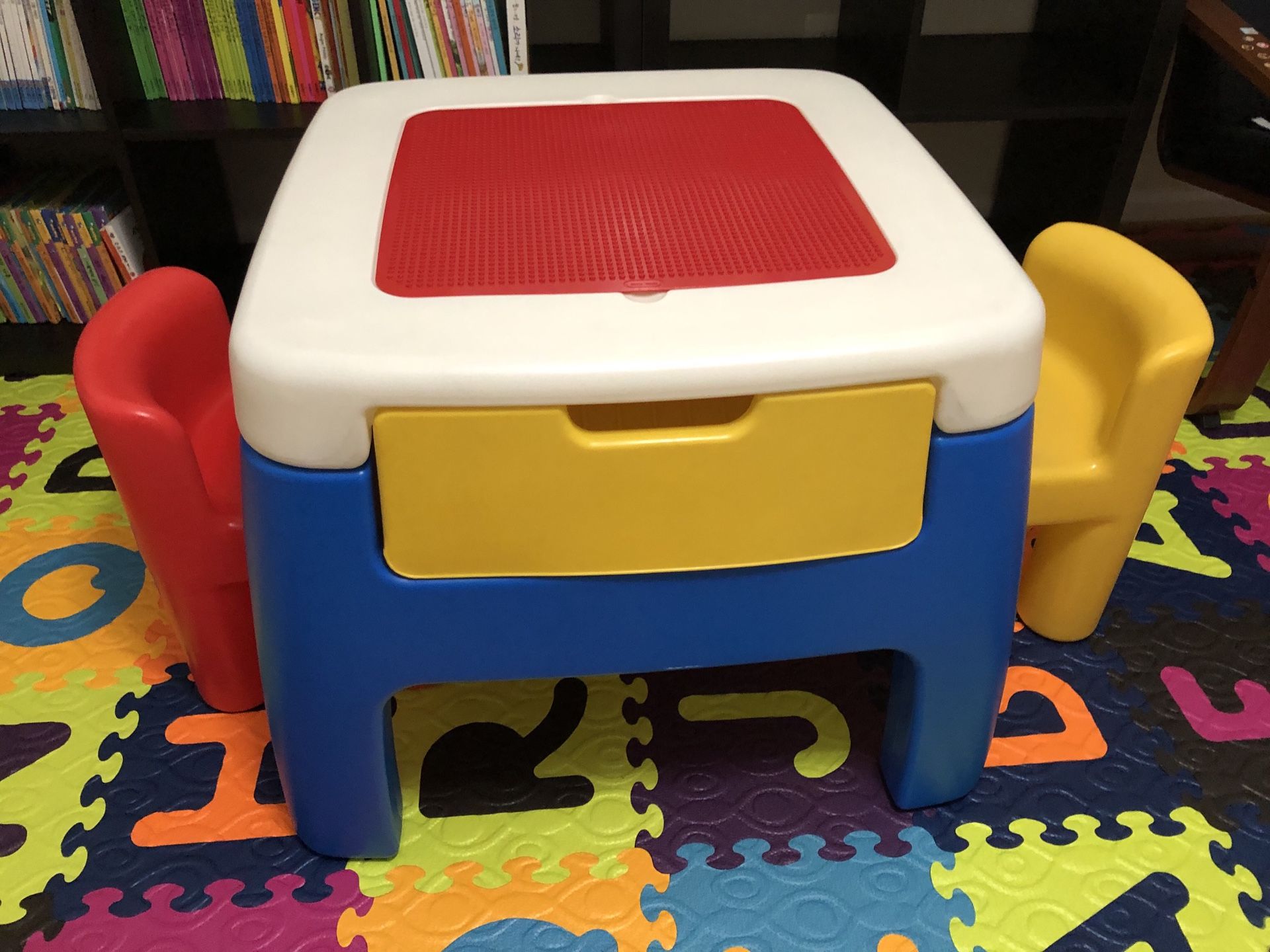 Little Tikes toddler table with two chairs